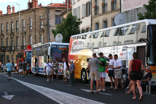 Busses_Lined_Up