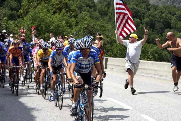 USA SUPPORTERS-01