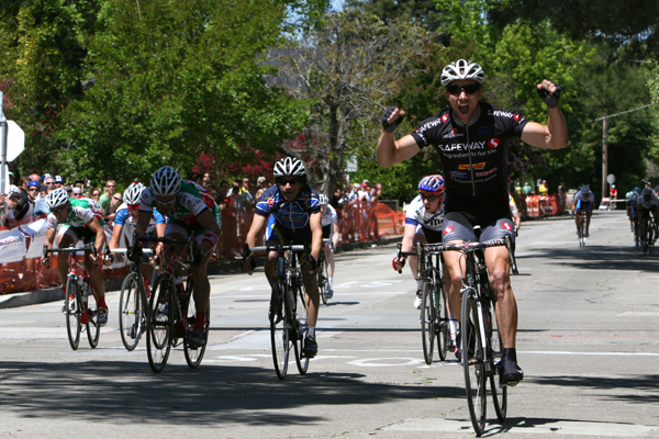 Cat'sHillCrit2007Bea#26AAF1